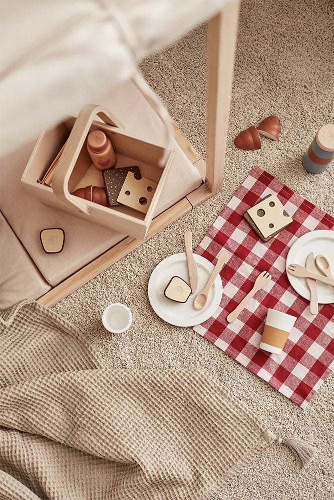 Wooden Picnic Play Set - Pretend Play Food - Ages 3+