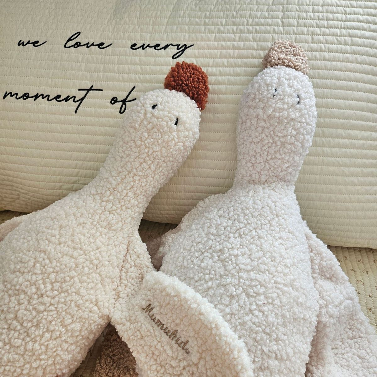 Curly-textured 45 cm plush goose with long neck and orange beak in off-white – view 11 of 13