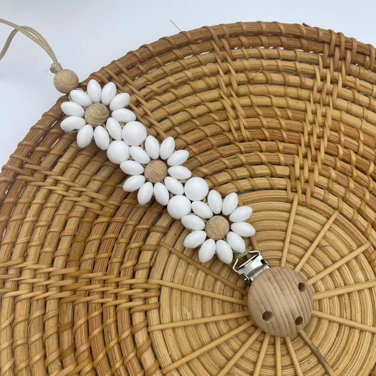 White Flower silicone beaded dummy clip