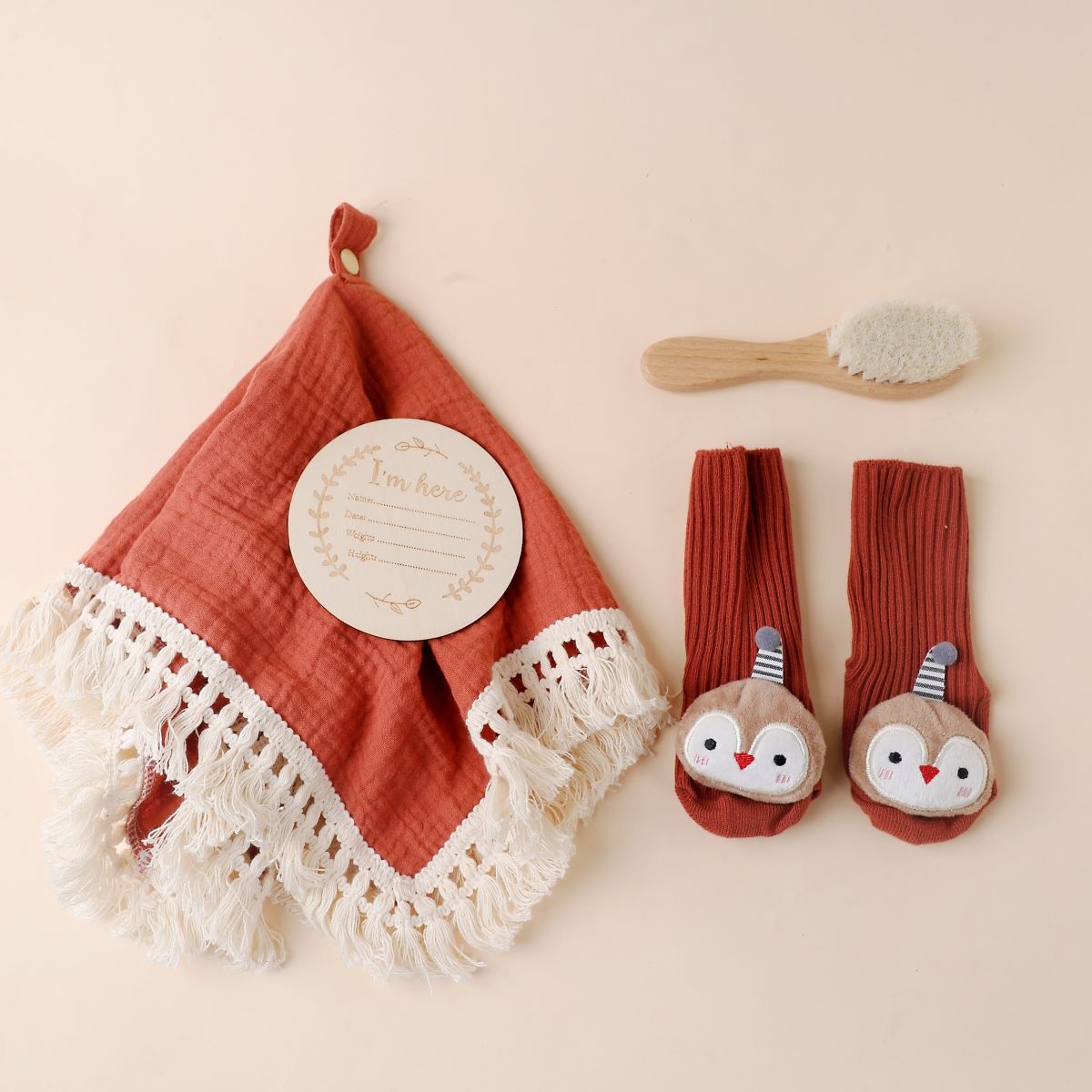 Boxed baby gift set with tassel-trim comforter, accessories and announcement plaque – Brick Red