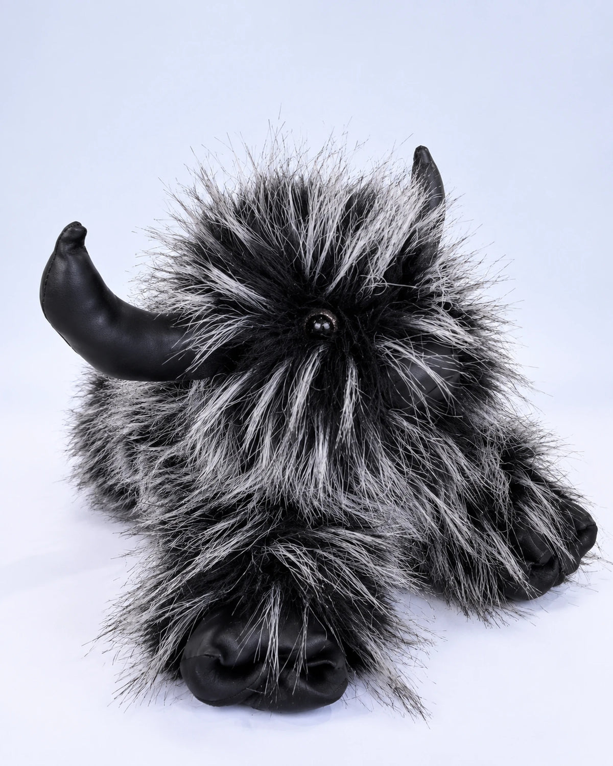 Smoky Black Highland cow plush toy 40cm, close-up