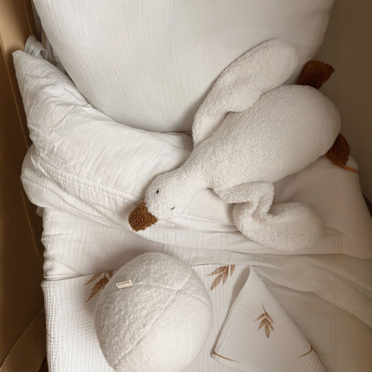Curly-textured 45 cm plush goose with long neck and orange beak in off-white – view 13 of 13