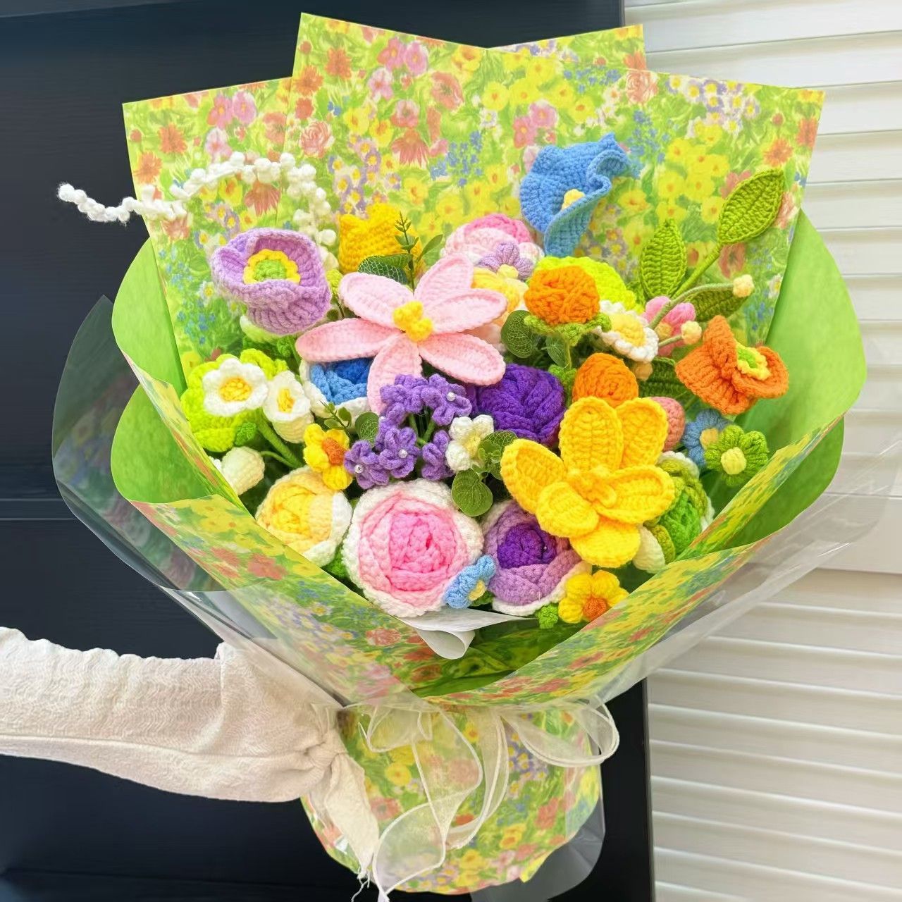 Handmade Crochet Flower Bouquet – Knitted Floral Gift