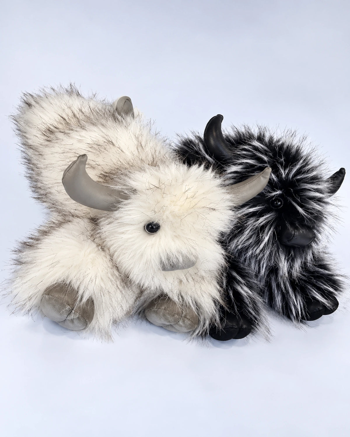 Highland Cow Plush Toy 40cm – Scottish Highland Cow Soft Toy, Long Haired Fluffy Stuffed Animal, Cuddly Cow Teddy, Highland Cow Gift